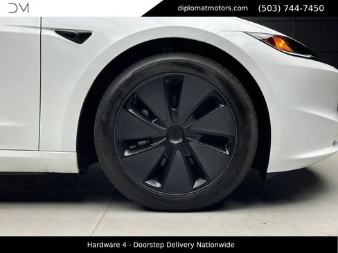 Used 2025 Tesla Model 3 Long Range AWD/4WD image 35