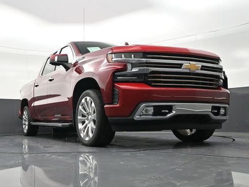 Used 2020 Chevrolet Silverado 1500 High Country w/ Technology Package image 29