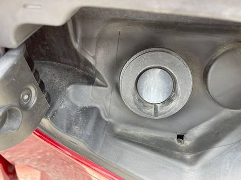 Used 2021 Chevrolet Colorado Z71 AWD/4WD image 9