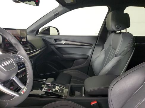 Used 2023 Audi SQ5 Prestige AWD/4WD image 18