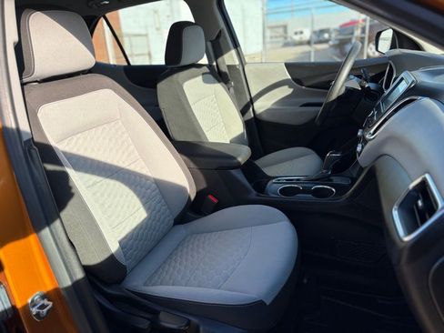 Used 2018 Chevrolet Equinox LS FWD image 27