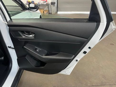 Used 2025 Honda Accord SE image 15