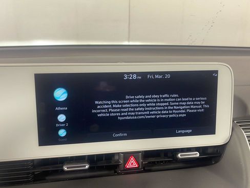 Used 2024 Hyundai Ioniq 5 SE image 17