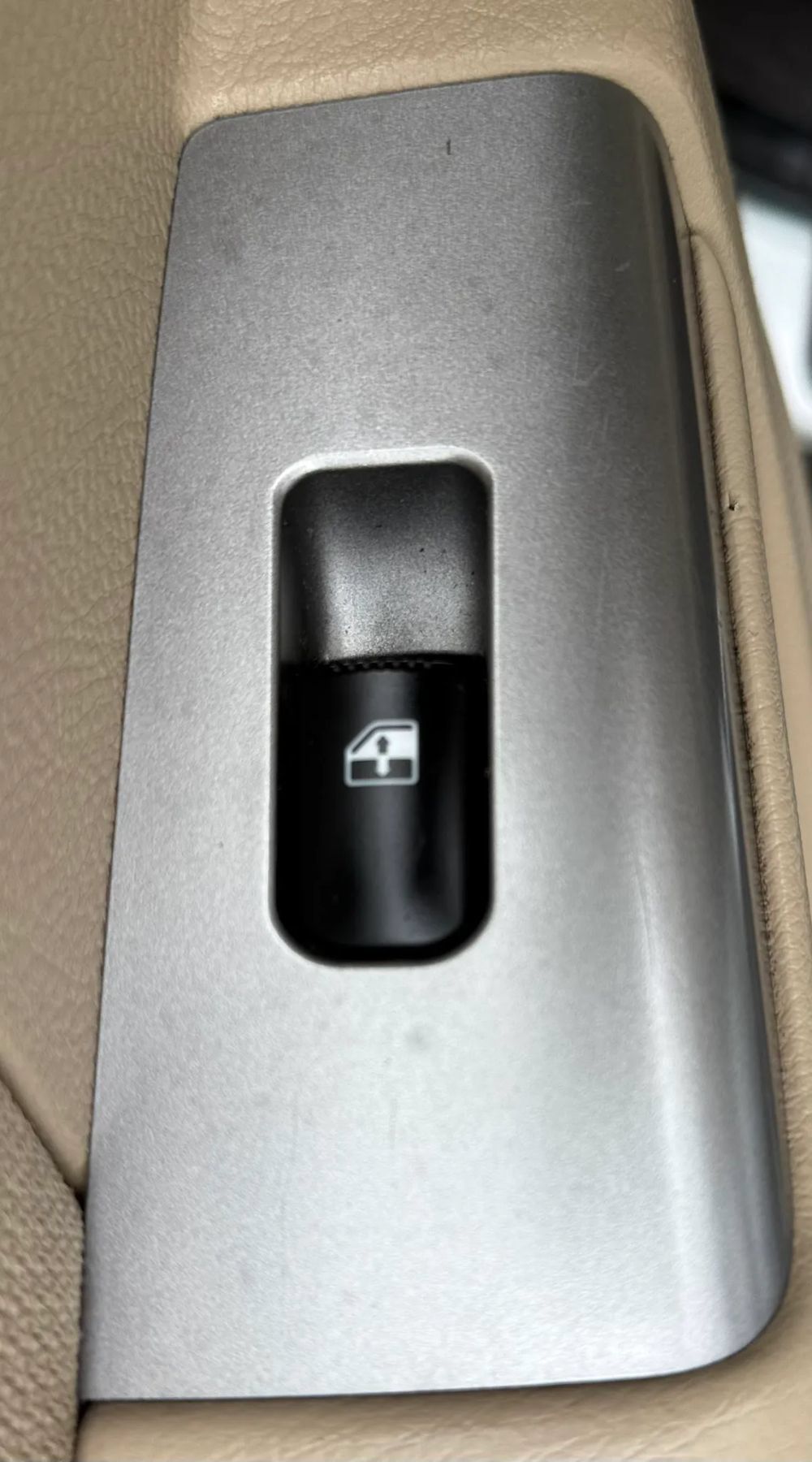 Used 2011 Hyundai Santa Fe GLS FWD image 26