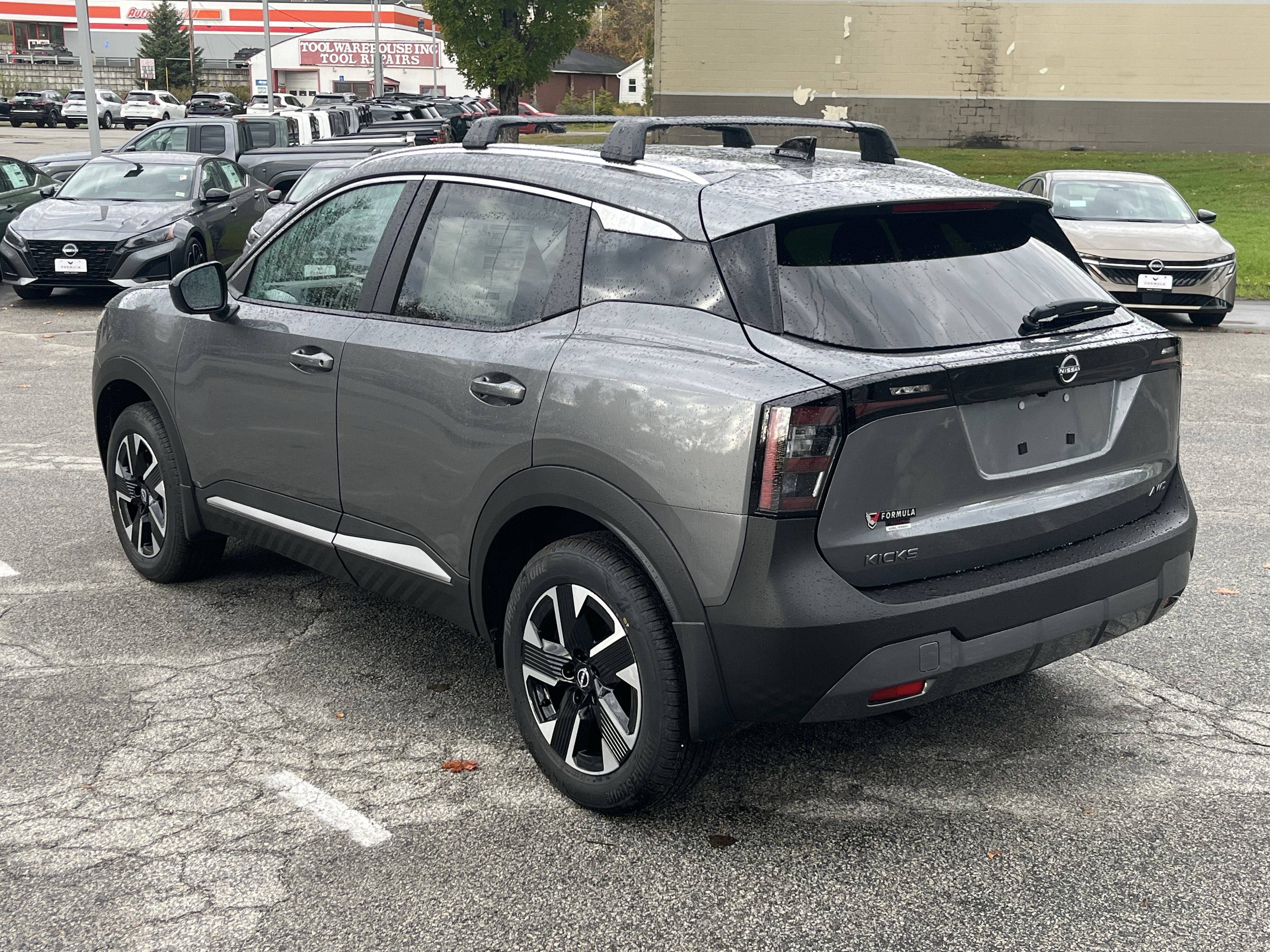 New 2027 Nissan Kicks SV AWD/4WD image 5