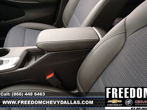 New 2026 Buick Envista Preferred FWD image 32