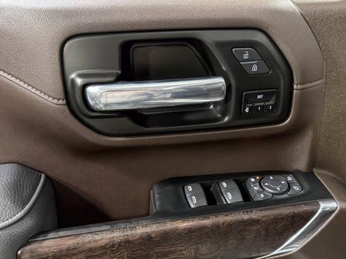 Used 2023 GMC Sierra 2500 Denali w/ Denali Ultimate Package image 37
