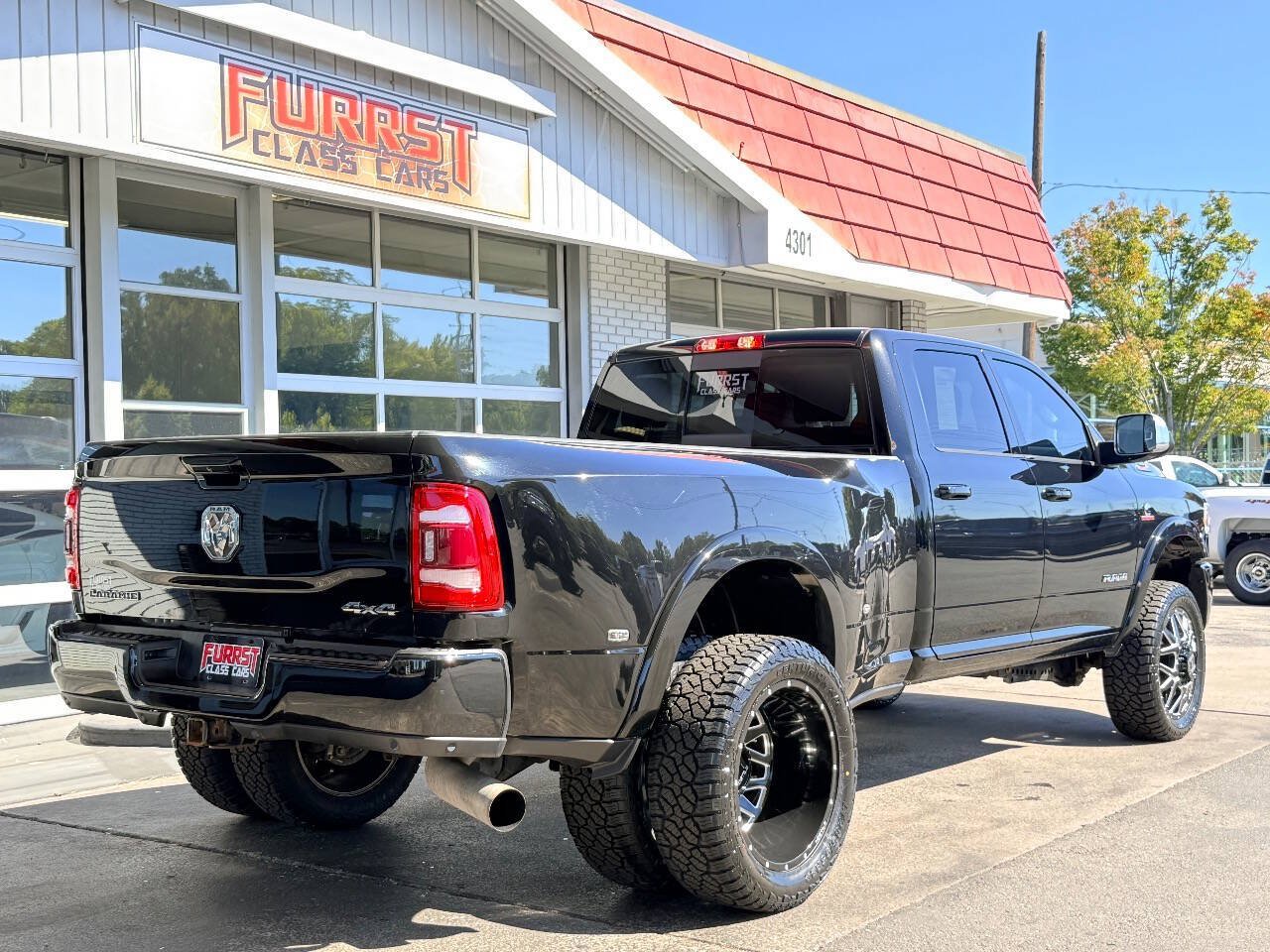 Used 2021 RAM 3500 Laramie AWD/4WD image 3