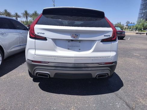 Certified 2022 Cadillac XT4 Premium Luxury w/ Enhanced Visibility Package FWD image 4