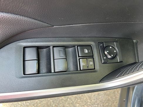 Used 2023 Toyota RAV4 LE AWD/4WD image 17