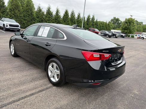Used 2024 Chevrolet Malibu LT FWD image 3