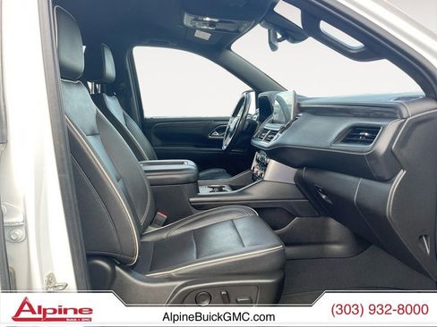 Used 2021 GMC Yukon SLT w/ Rear Media and Nav Package image 15