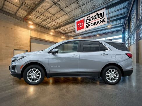 Used 2024 Chevrolet Equinox LT AWD/4WD image 3