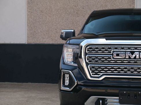 Used 2021 GMC Sierra 1500 Denali w/ Driver Alert Package II image 3