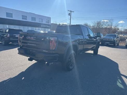 New 2026 GMC Sierra 2500 AT4 w/ AT4 Premium Plus Package image 7