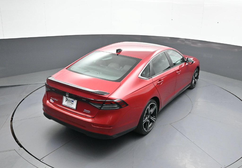 Certified 2025 Honda Accord Sport image 37