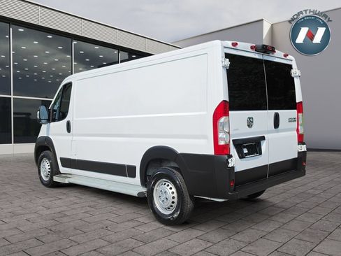 Used 2025 RAM ProMaster 2500 w/ U-Haul Equipment Group FWD image 3