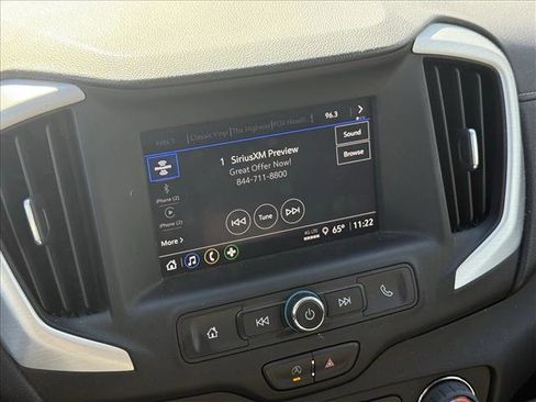 Used 2022 GMC Terrain SLE w/ Driver Convenience Package image 13