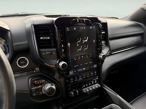 Used 2022 RAM 1500 Limited w/ Body-Colour Bumper Group image 24