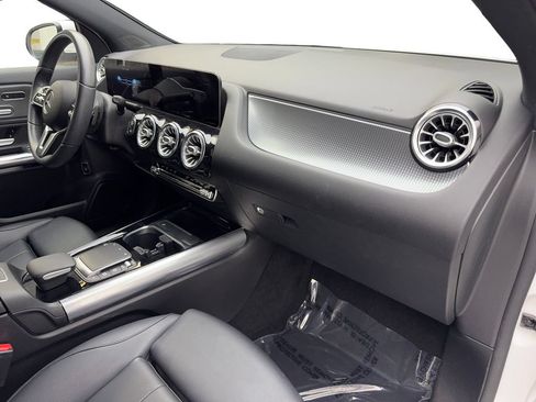 Used 2021 Mercedes-Benz GLA 250 image 48