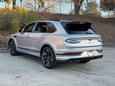 New 2026 Bentley Bentayga Speed image 3