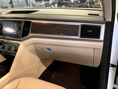 Used 2019 Volkswagen Atlas SE w/ Towing Package AWD/4WD image 13
