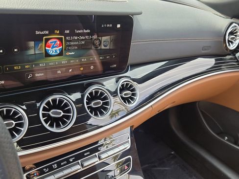 Used 2023 Mercedes-Benz E 450 Cabriolet image 19