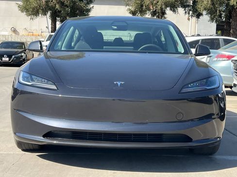 Used 2025 Tesla Model 3 Long Range RWD image 11