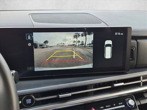 Used 2025 Hyundai Santa Fe SEL FWD image 12