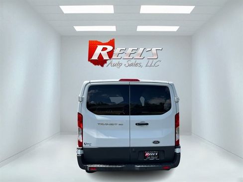 Used 2018 Ford Transit 150 XL RWD image 9