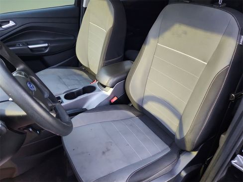 Used 2014 Ford Escape SE image 16