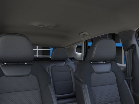 New 2026 Chevrolet Trax LT w/ Driver Confidence Package FWD image 27