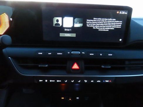 New 2025 Kia K4 LXS image 20