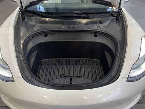 Used 2022 Tesla Model 3 Long Range AWD/4WD image 35
