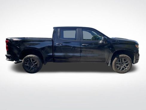 Used 2023 Chevrolet Silverado 1500 Custom Trail Boss w/ LPO, Dark Essentials Package AWD/4WD image 8