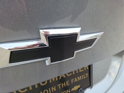 Used 2023 Chevrolet Malibu RS image 36