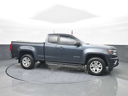 Used 2020 Chevrolet Colorado W/T w/ WT Convenience Package image 2