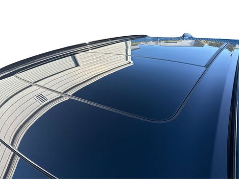 Certified 2023 BMW X5 xDrive45e w/ M Sport Package image 12