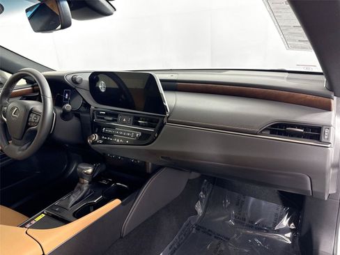 Used 2023 Lexus ES 350 w/ Premium Package FWD image 43