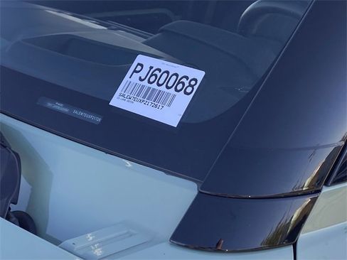 Used 2023 Land Rover Defender 110 75th Limited Edition image 33