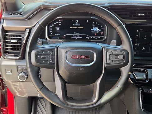 Used 2024 GMC Sierra 1500 AT4 w/ Technology Package AWD/4WD image 14