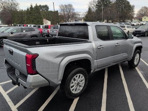 New 2025 Toyota Tacoma SR5 image 3