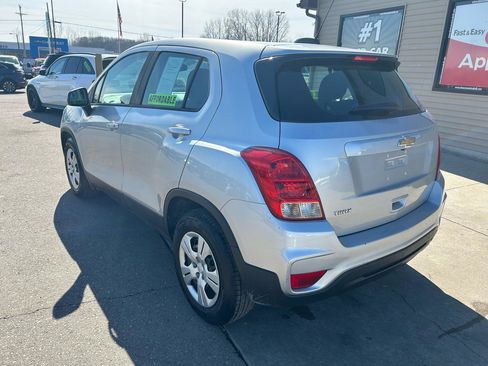 Used 2017 Chevrolet Trax LS image 7