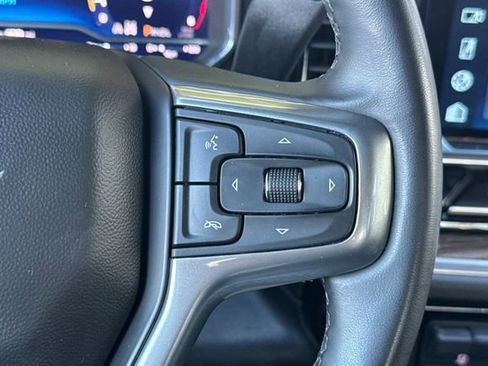 Used 2025 Chevrolet Silverado 2500 LT w/ Convenience Package image 39