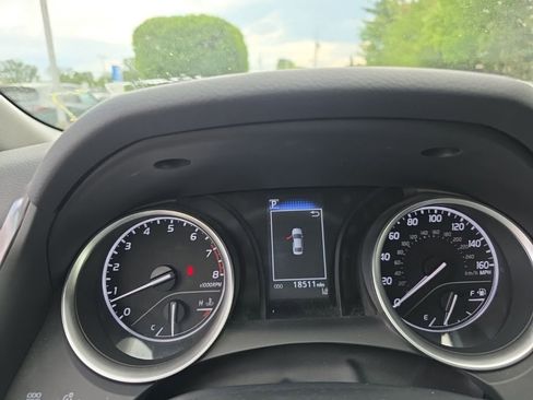 Used 2021 Toyota Camry LE FWD image 15