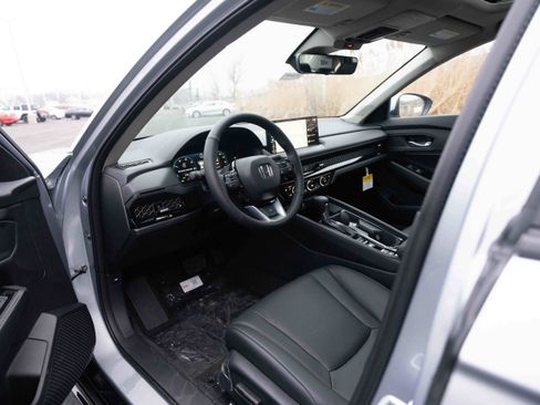 New 2025 Honda Accord Touring image 8