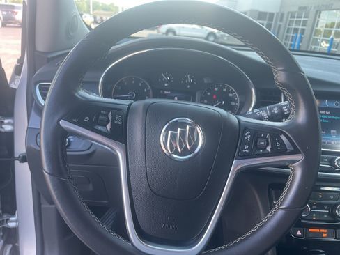 Used 2020 Buick Encore Preferred w/ Safety Package image 20