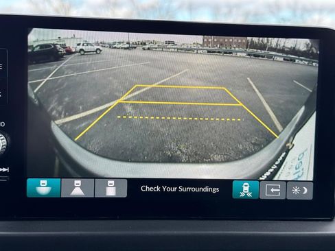 Certified 2025 Honda Pilot EX-L image 24