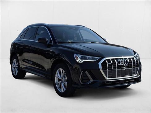 New 2025 Audi Q3 2.0T Premium w/ Convenience Package AWD/4WD image 3