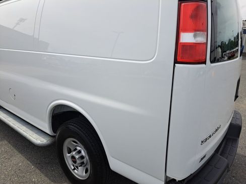 Used 2025 GMC Savana 2500 w/ Driver Convenience Package RWD image 20